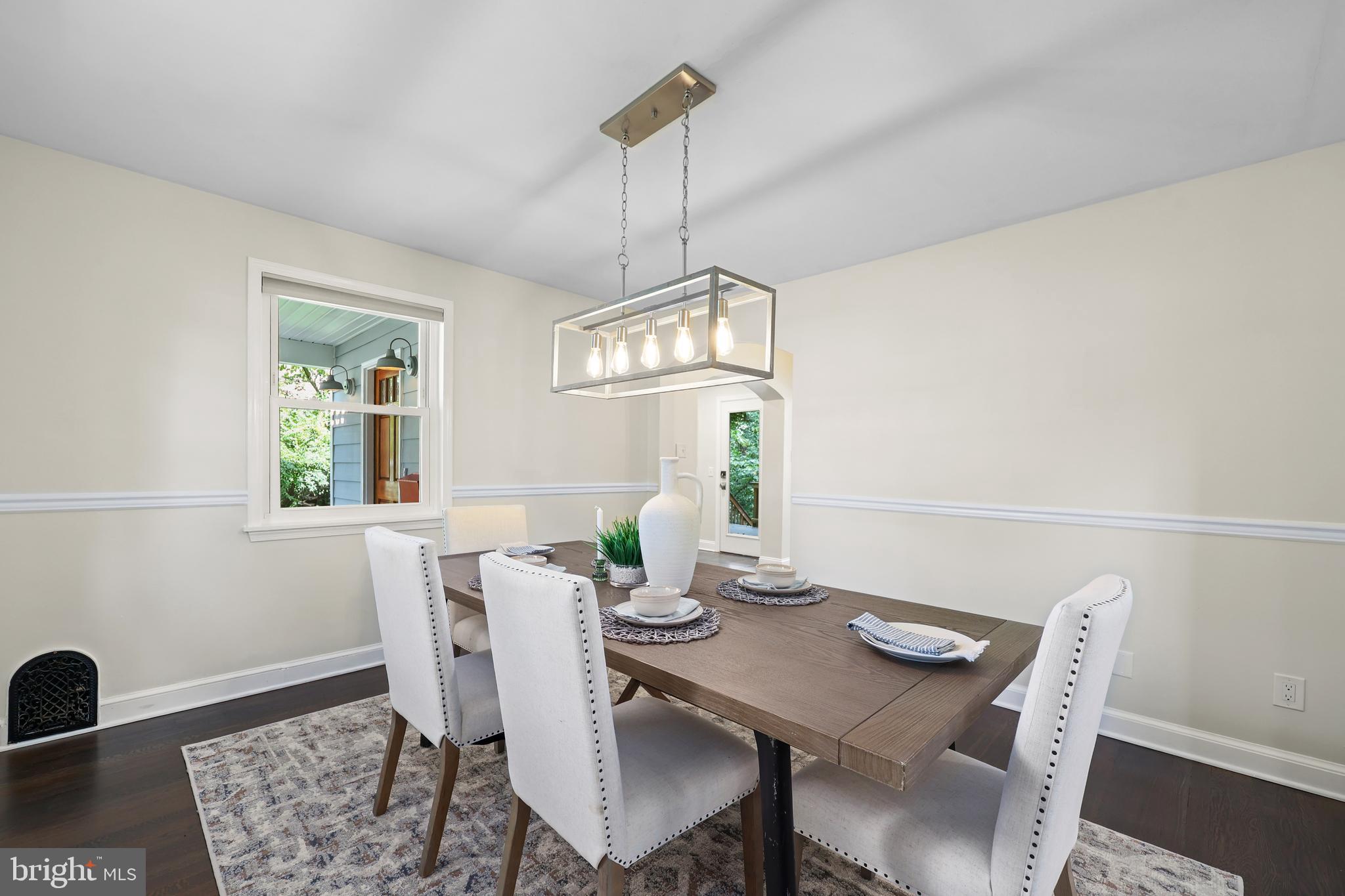 ARLINGTON FOREST - Residential