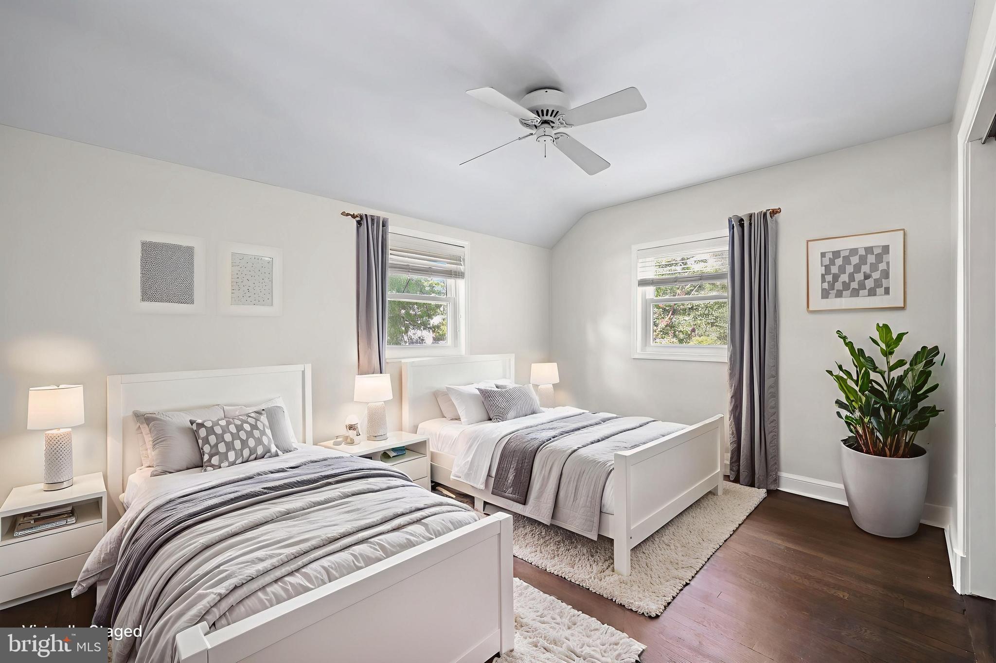 ARLINGTON FOREST - Residential