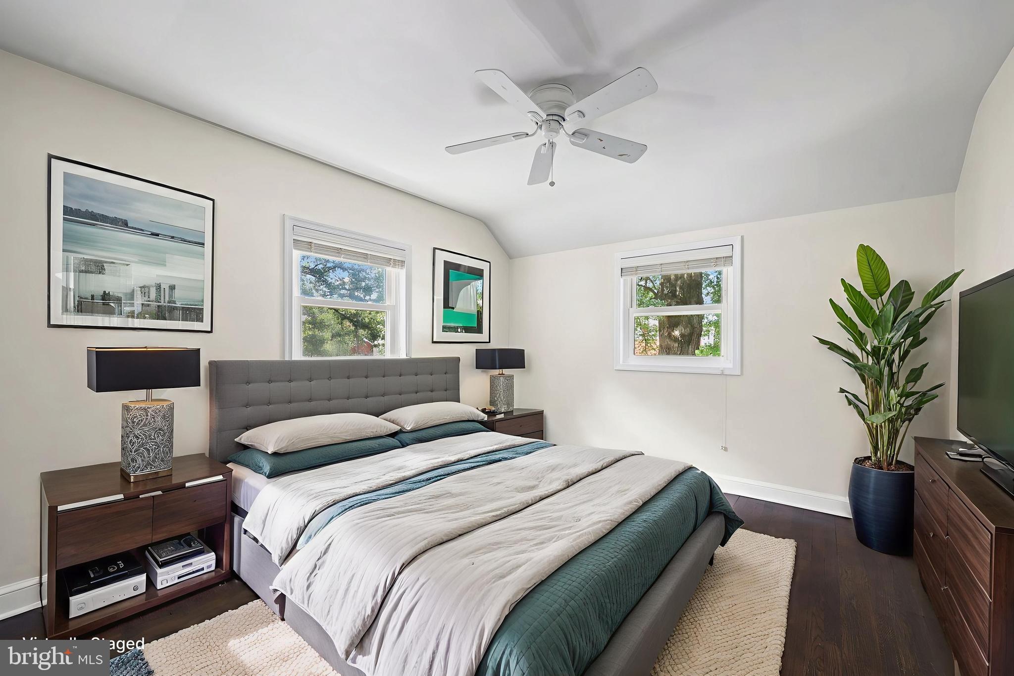 ARLINGTON FOREST - Residential