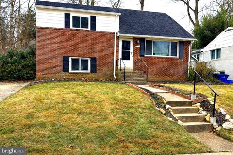 11212 DEWEY ROAD KENSINGTON MD 20895