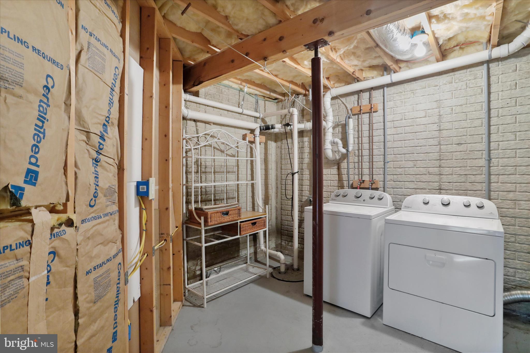 RIDGEFIELD - Residential