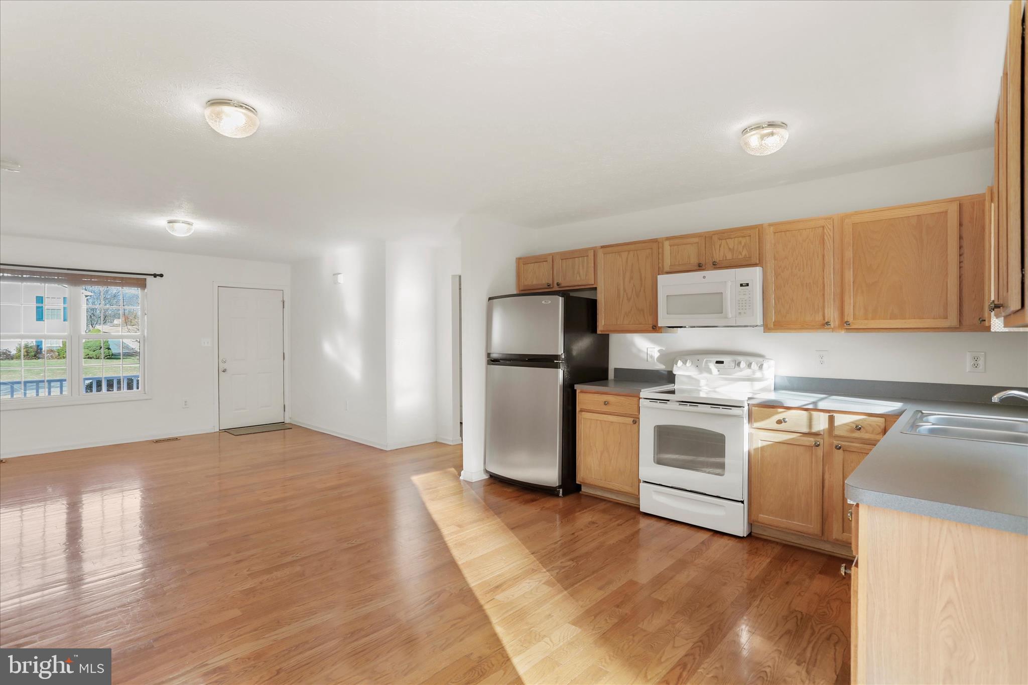 RIDGEFIELD - Residential