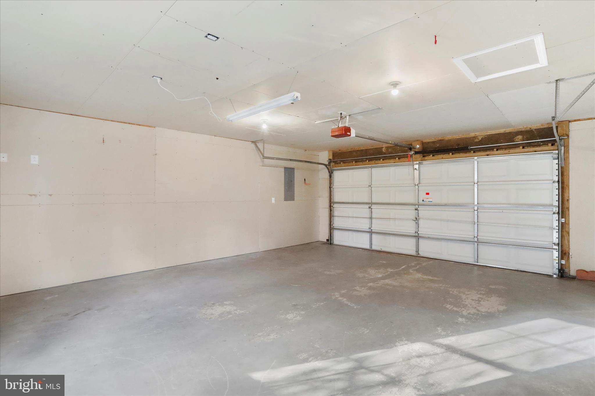 RIDGEFIELD - Residential