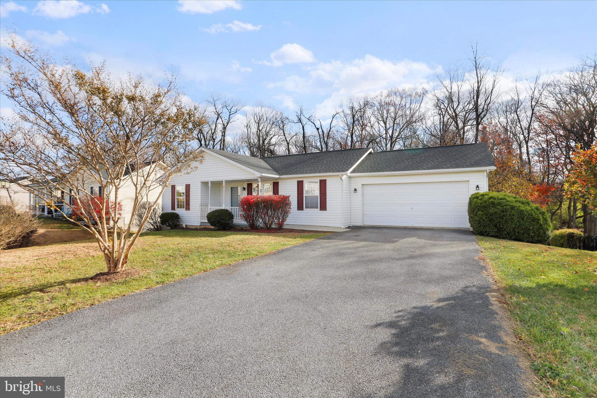 RIDGEFIELD - Residential