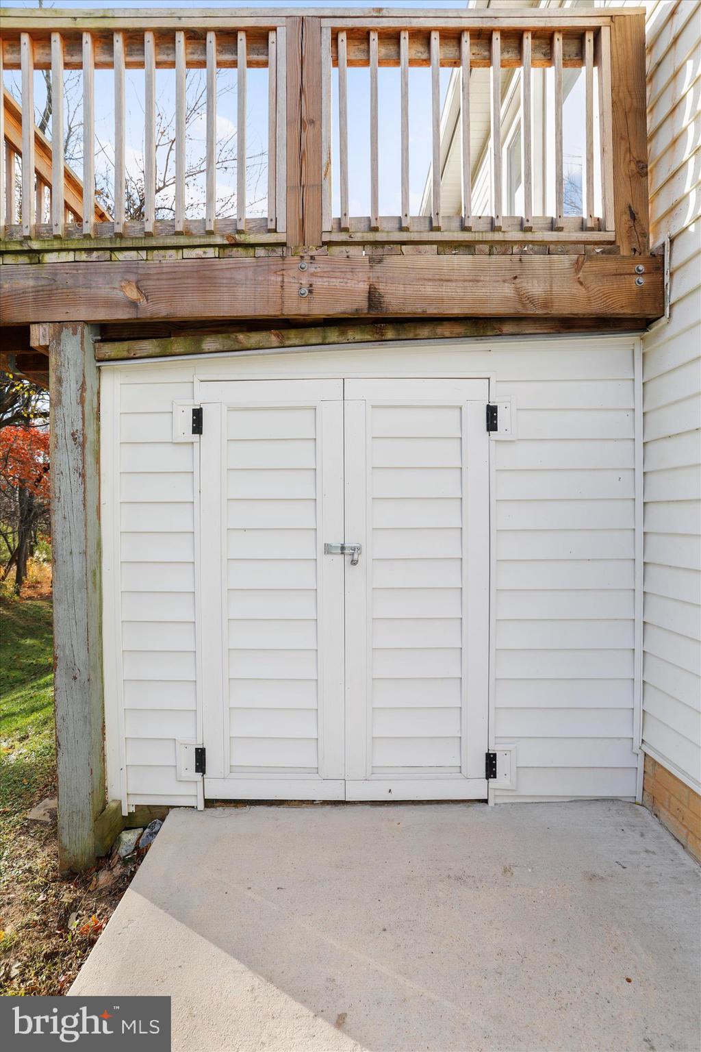 RIDGEFIELD - Residential