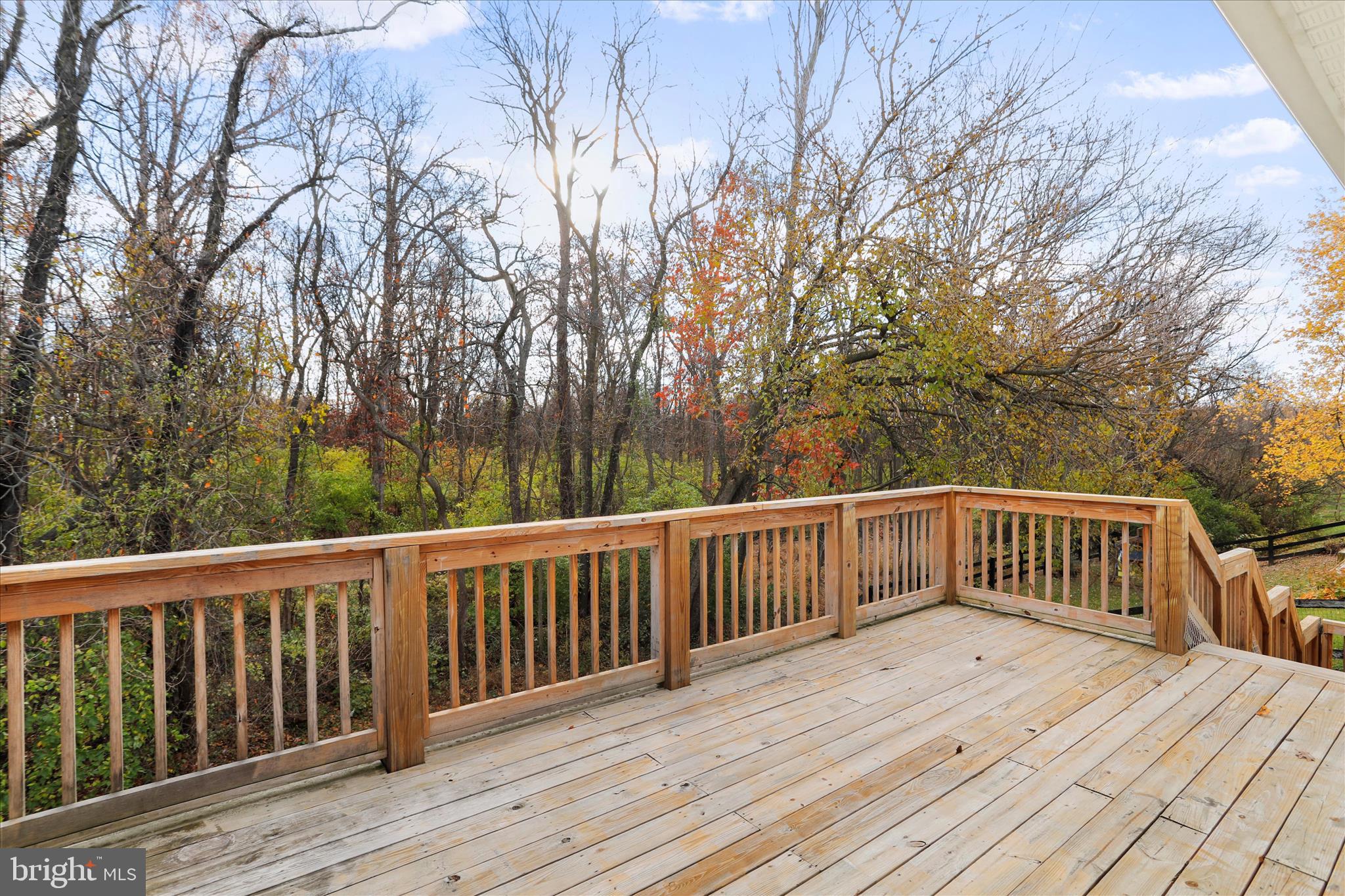 RIDGEFIELD - Residential