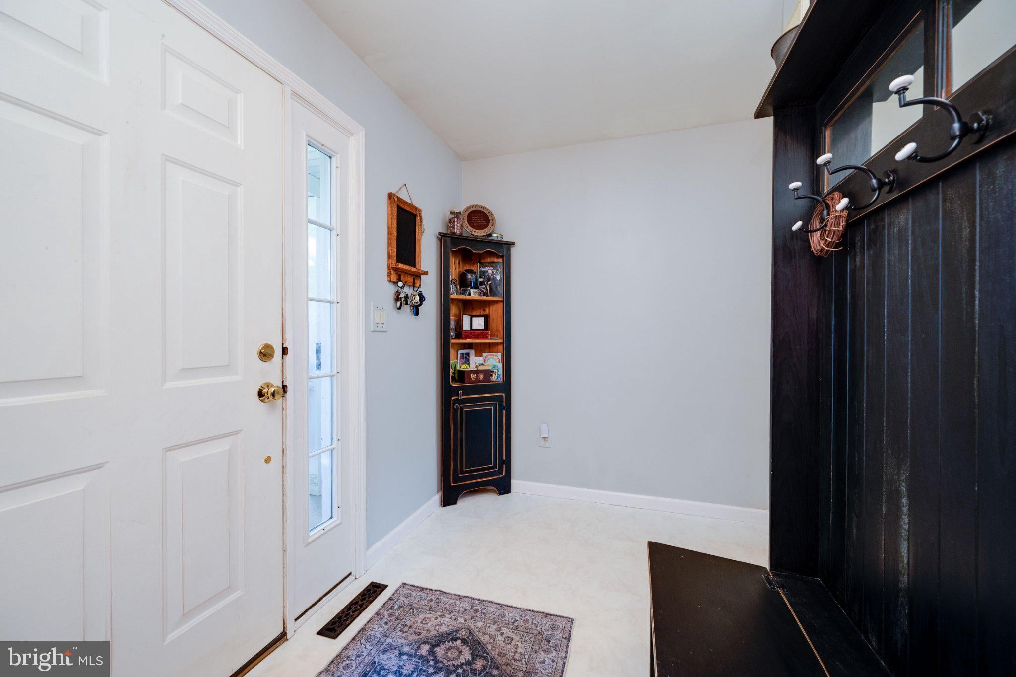 525 LUELLA DRIVE