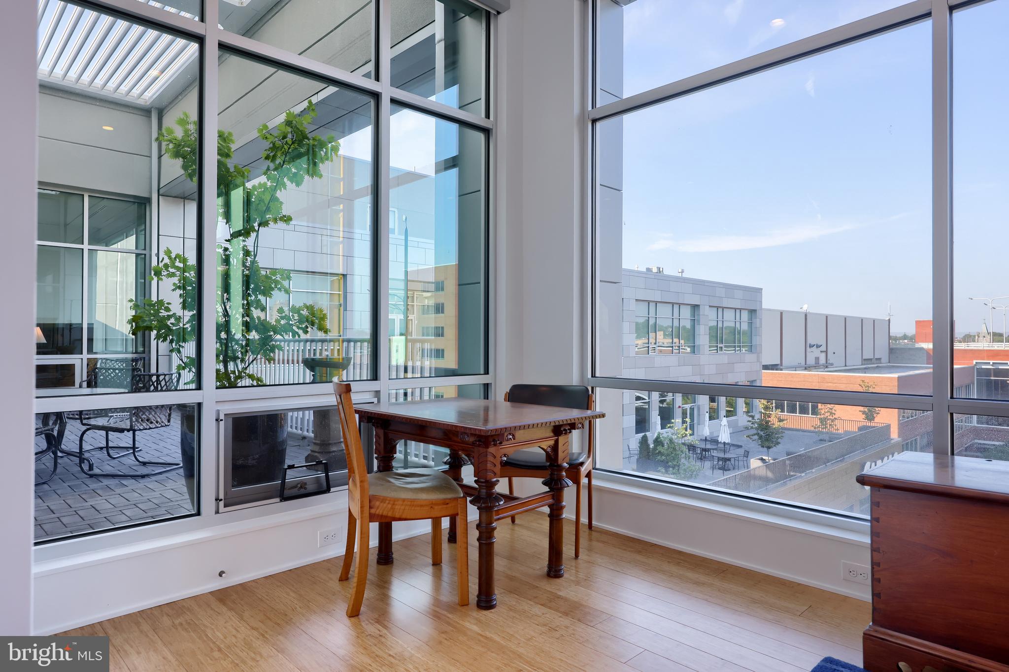 101 NORTH QUEEN - Residential