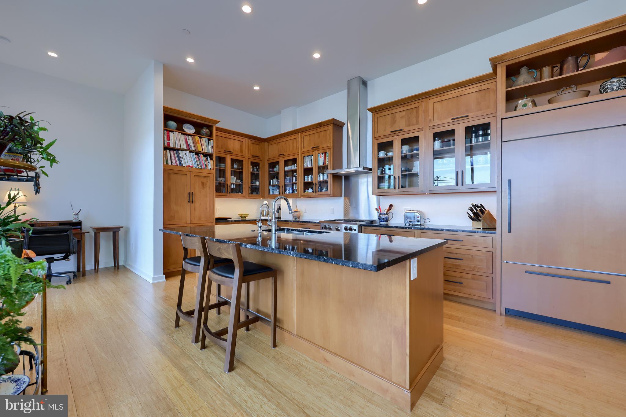 101 NORTH QUEEN - Residential