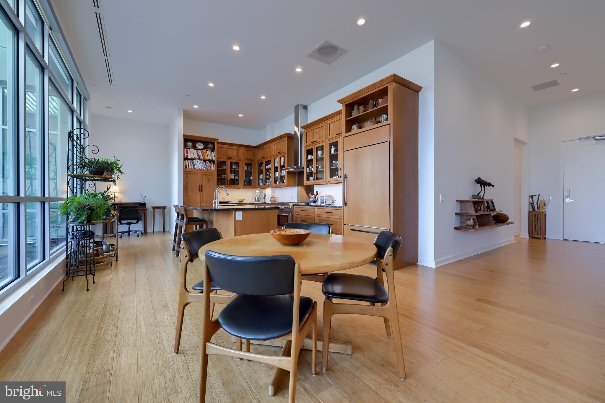 101 NORTH QUEEN - Residential