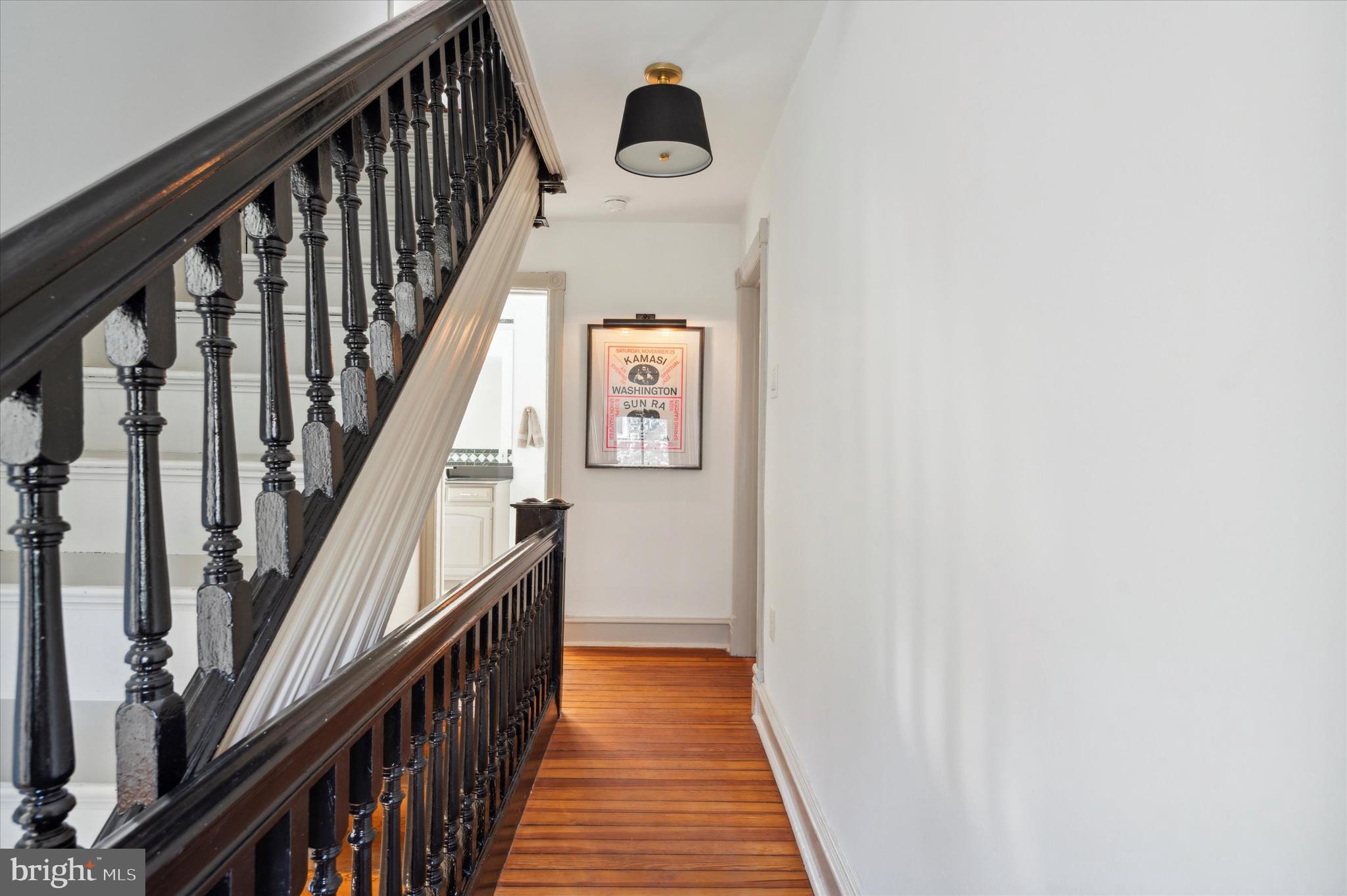 LANDSDOWNE STATION - Residential