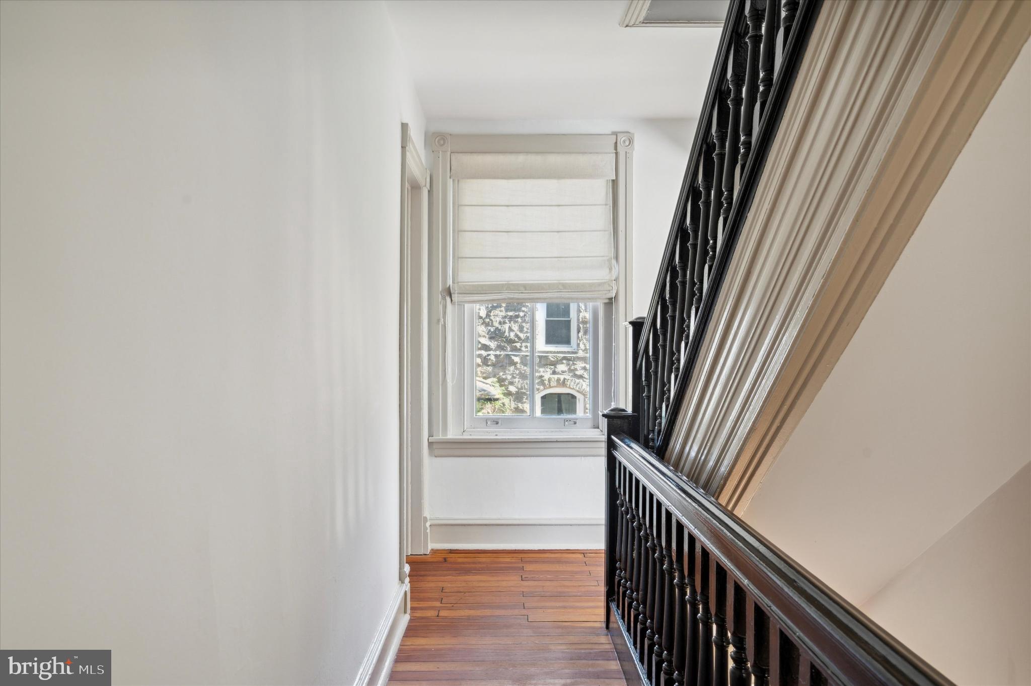 LANDSDOWNE STATION - Residential