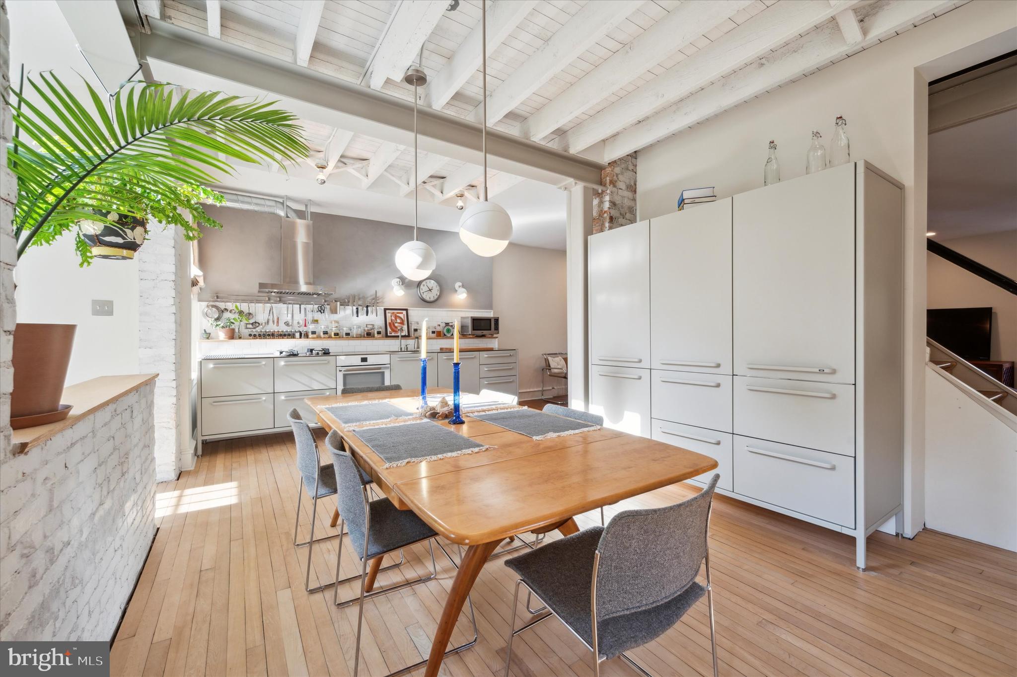 LANDSDOWNE STATION - Residential