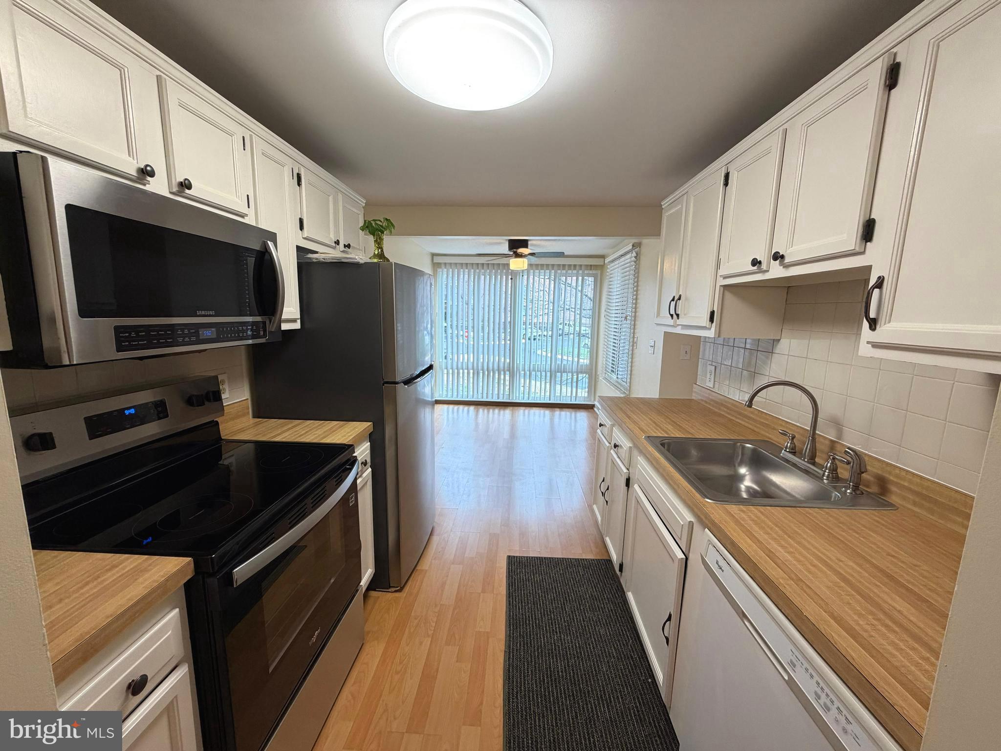 FARMINGDALE - Residential