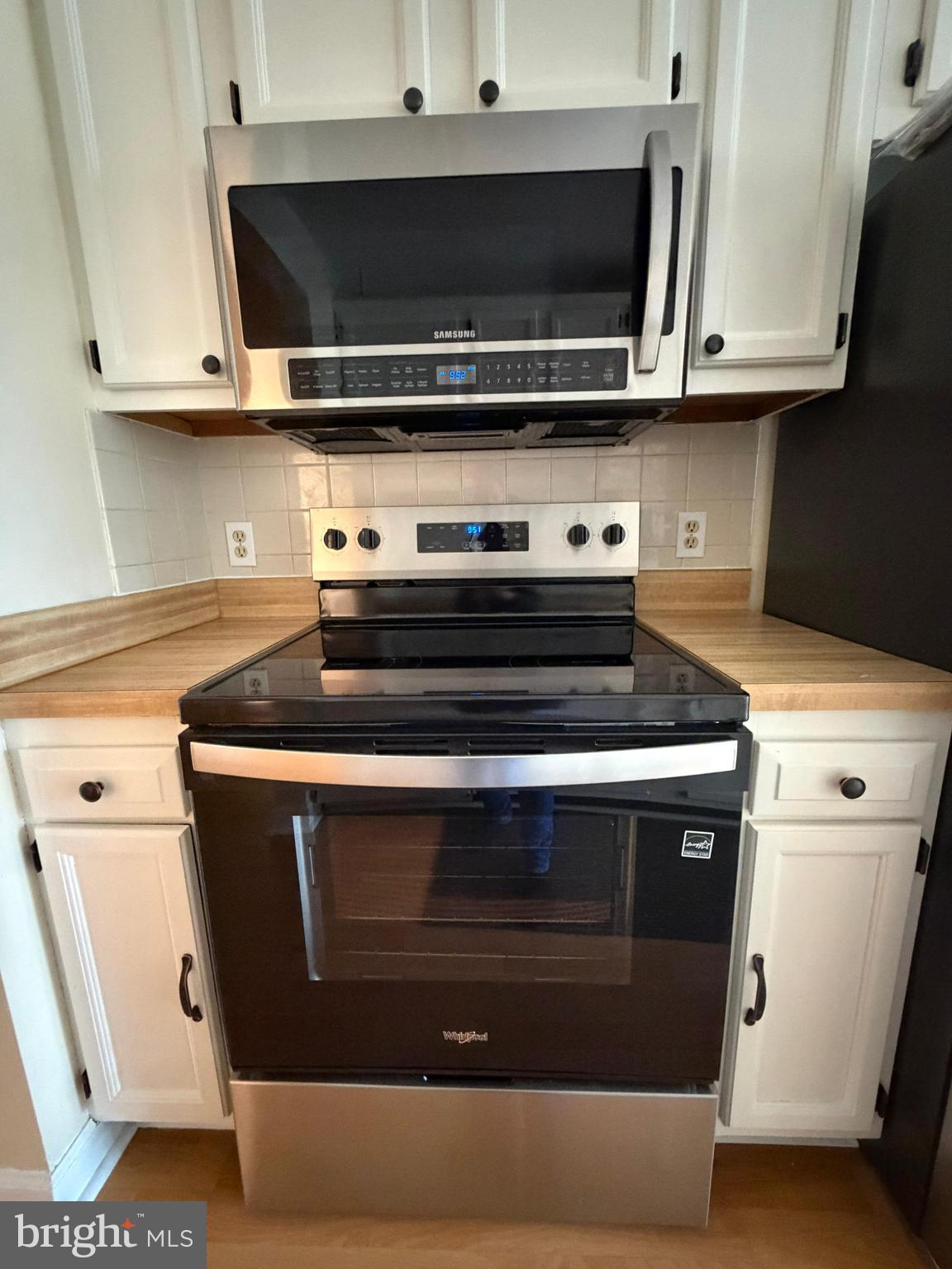 FARMINGDALE - Residential