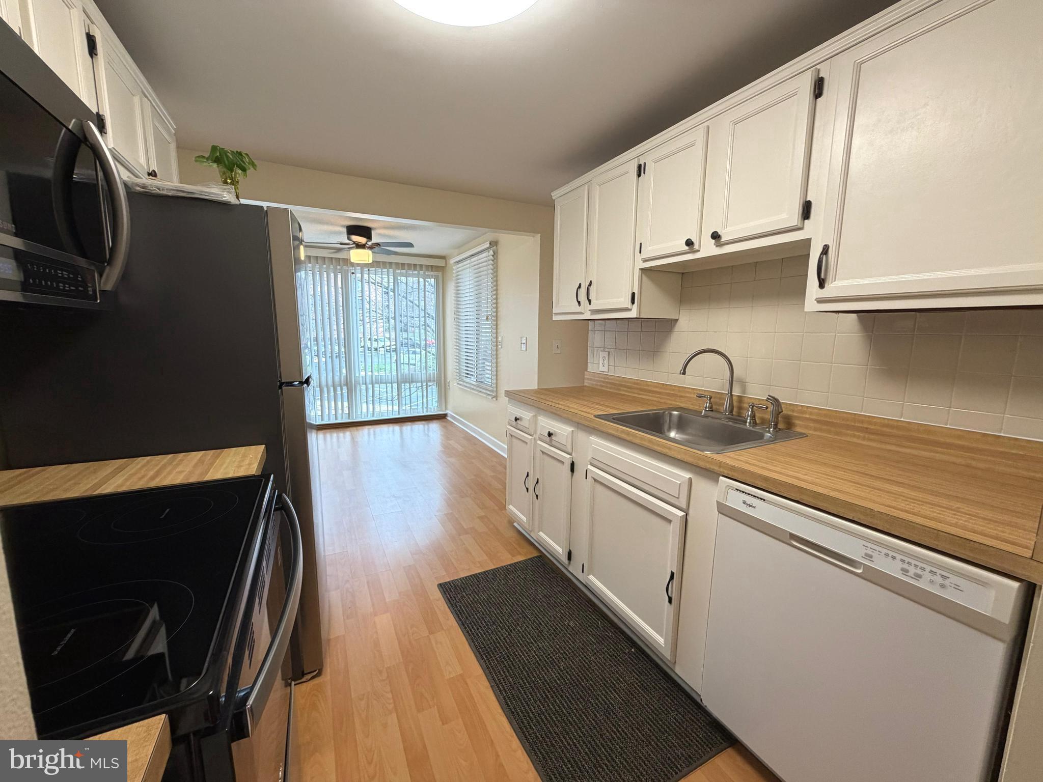 FARMINGDALE - Residential