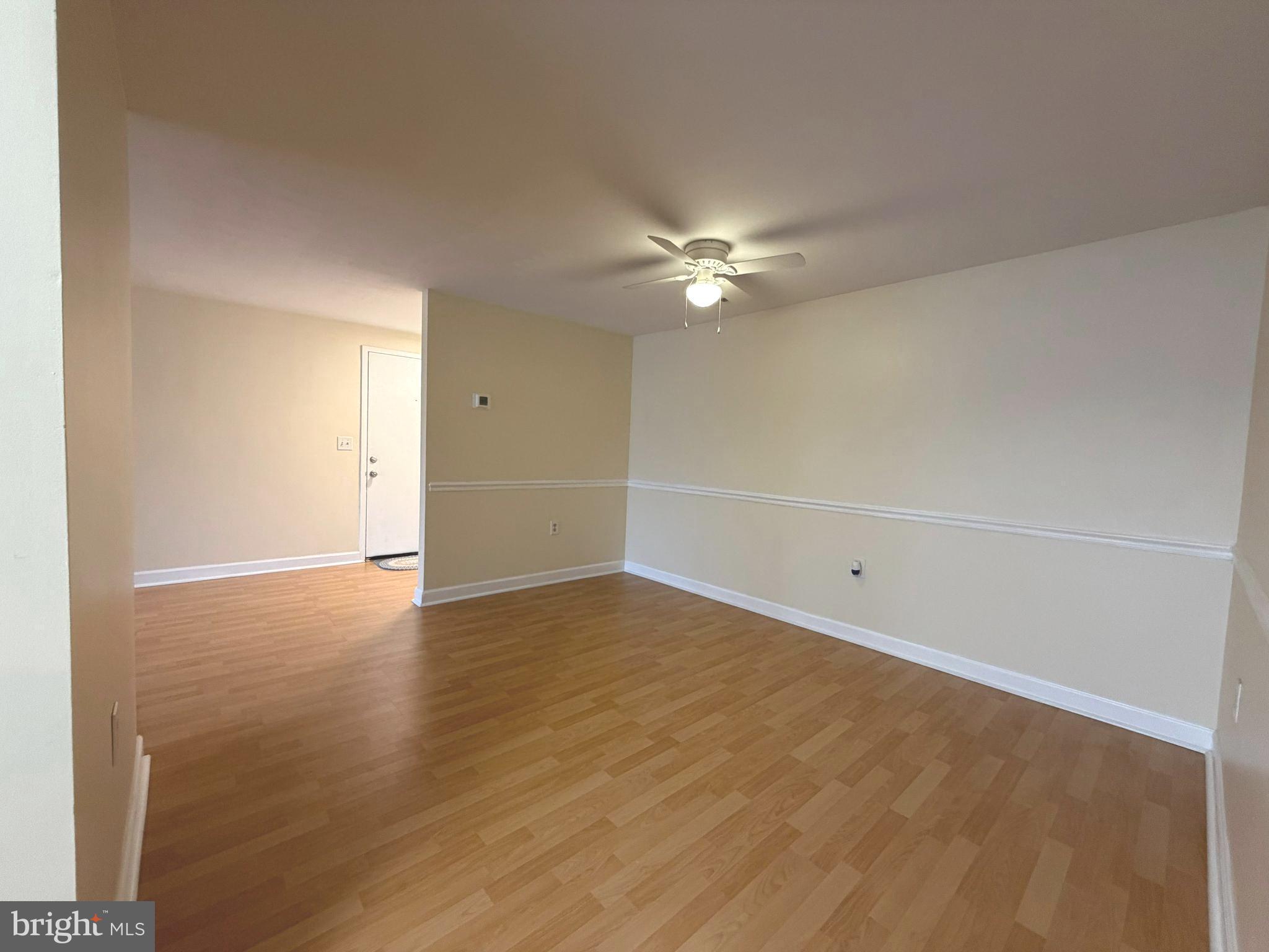 FARMINGDALE - Residential