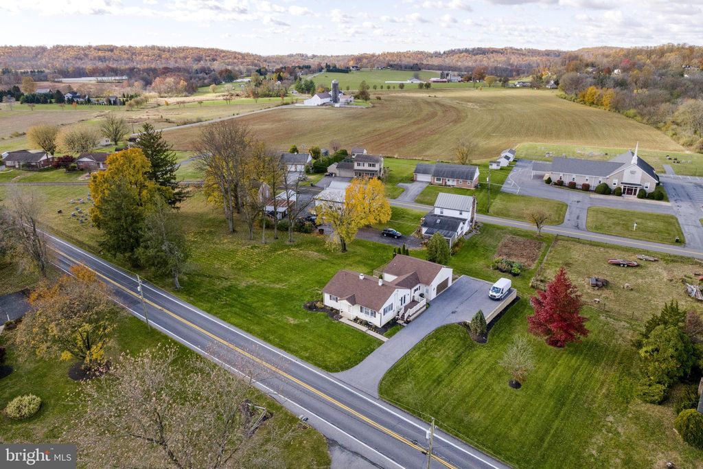 Photo of 655 W Route 897, REINHOLDS, PA 17569 (MLS # PALA2085484)