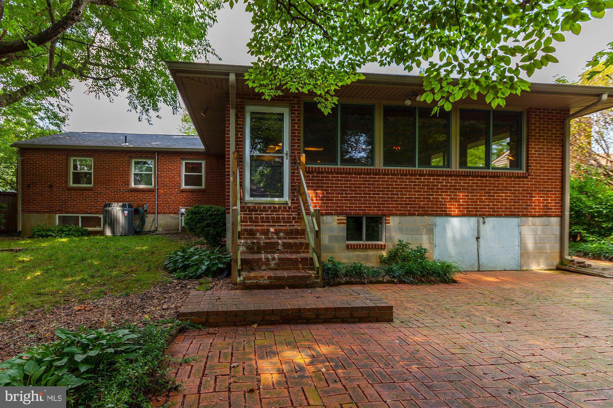 BURNT MILLS KNOLLS - Residential