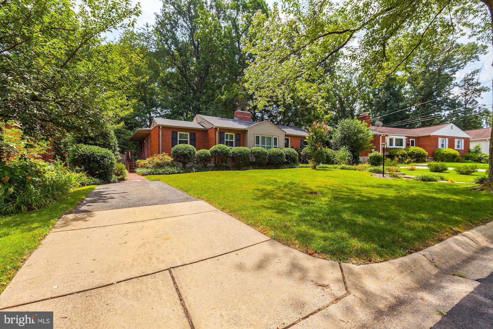 BURNT MILLS KNOLLS - Residential