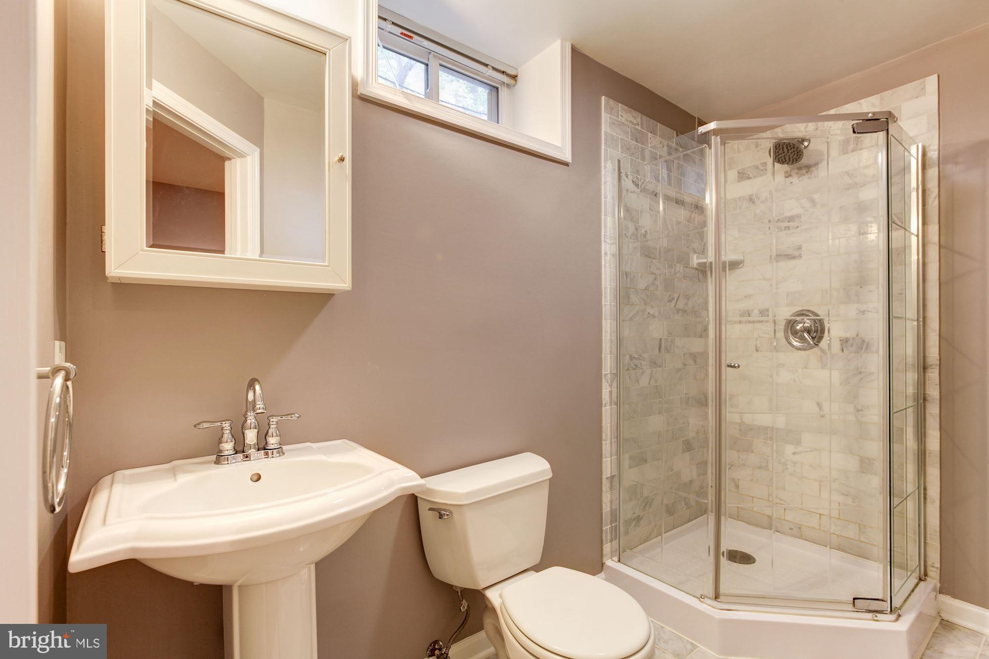 BURNT MILLS KNOLLS - Residential