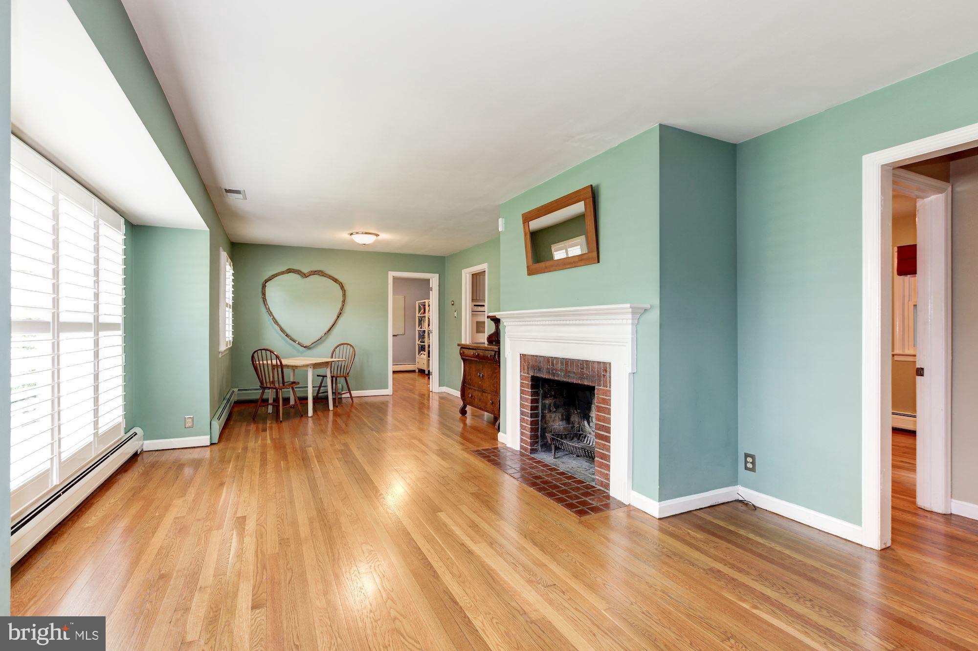 BURNT MILLS KNOLLS - Residential