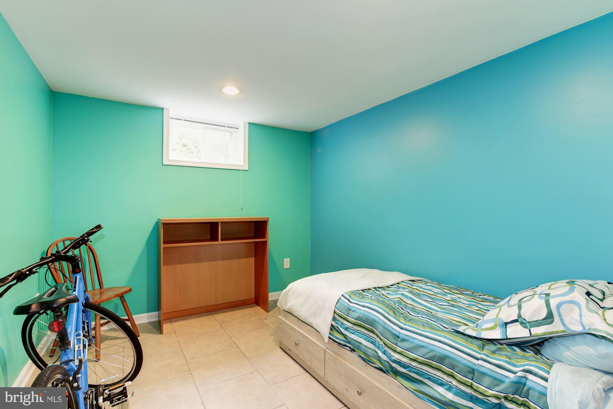 BURNT MILLS KNOLLS - Residential