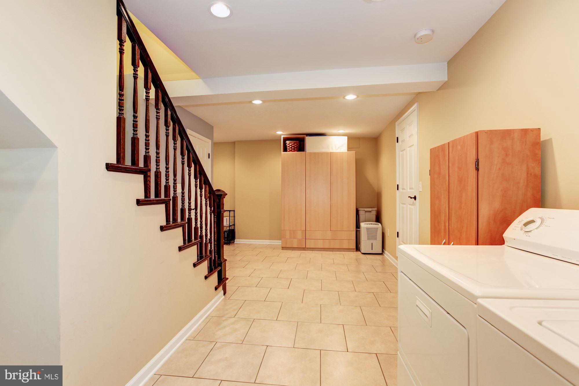 BURNT MILLS KNOLLS - Residential