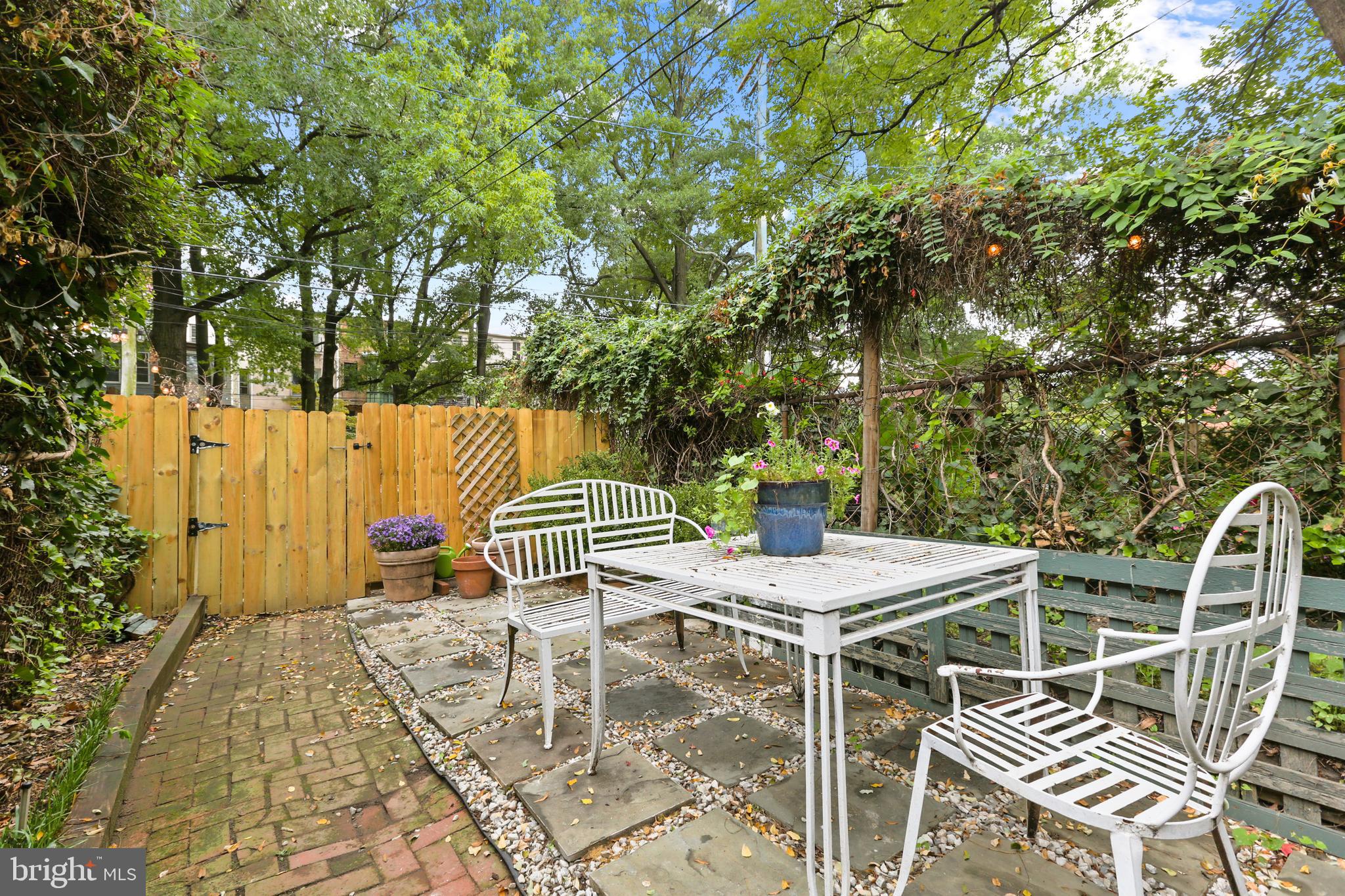 BOLTON HILL HISTORIC DISTRICT - Residential