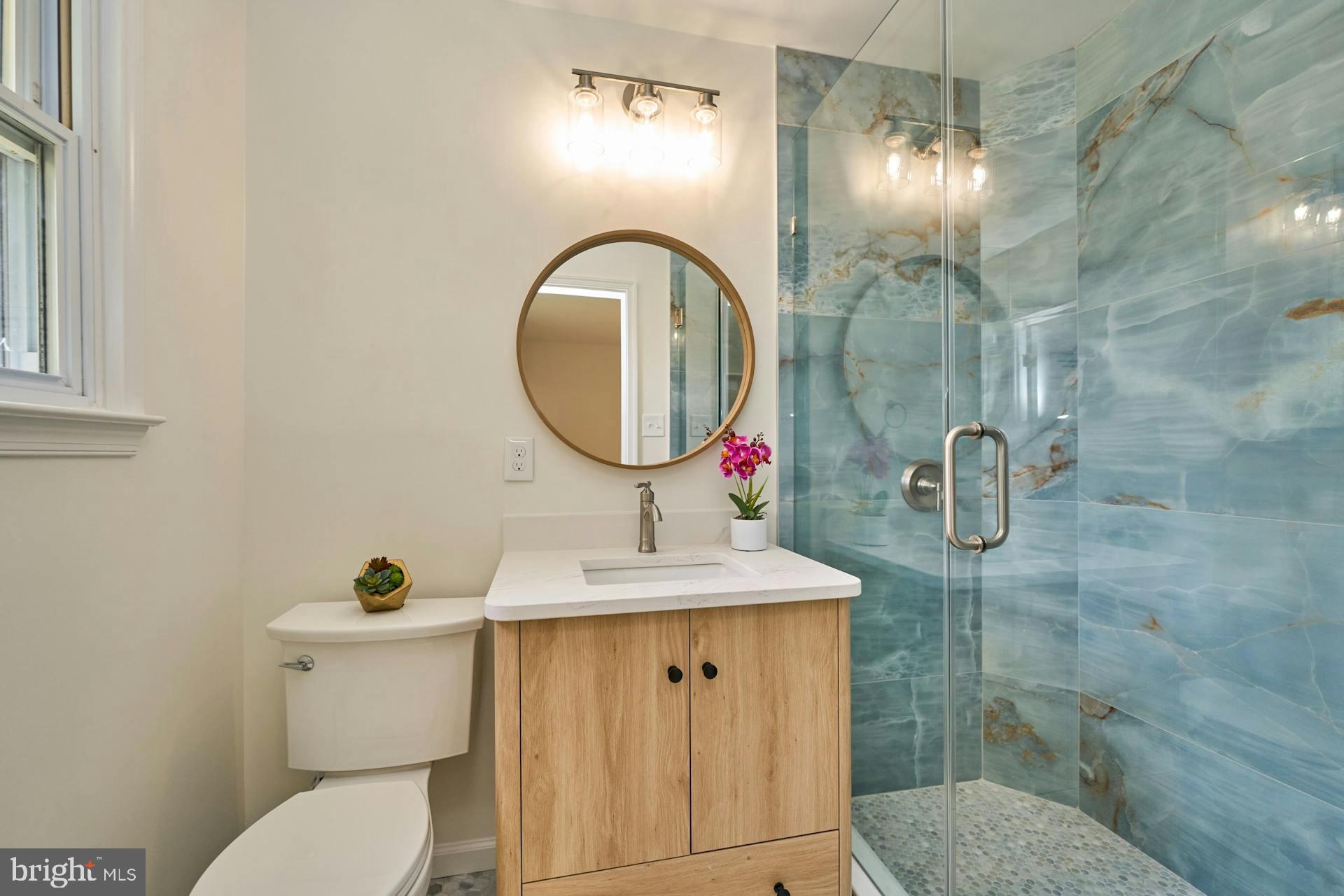 NEAR FALLS CHURCH - Residential