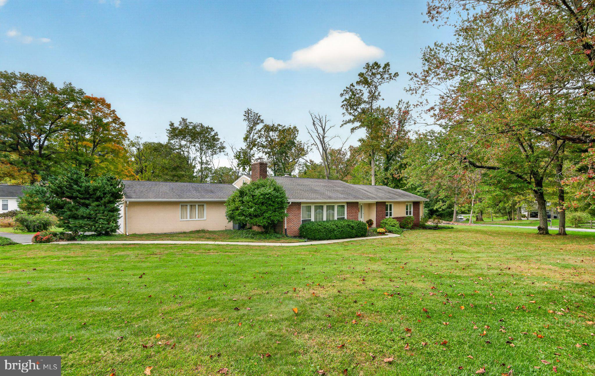 303 TAYLOR LANE