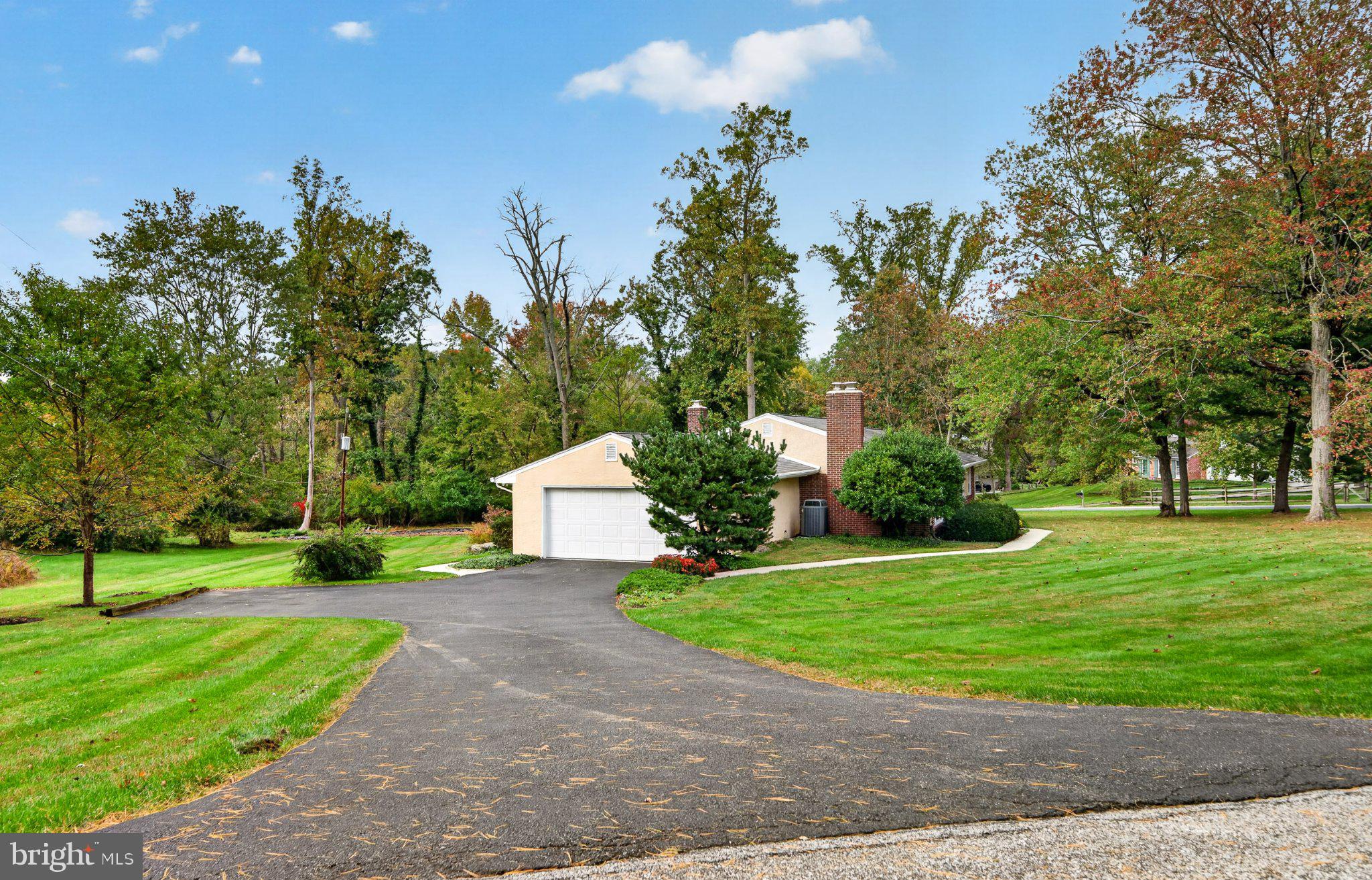 303 TAYLOR LANE