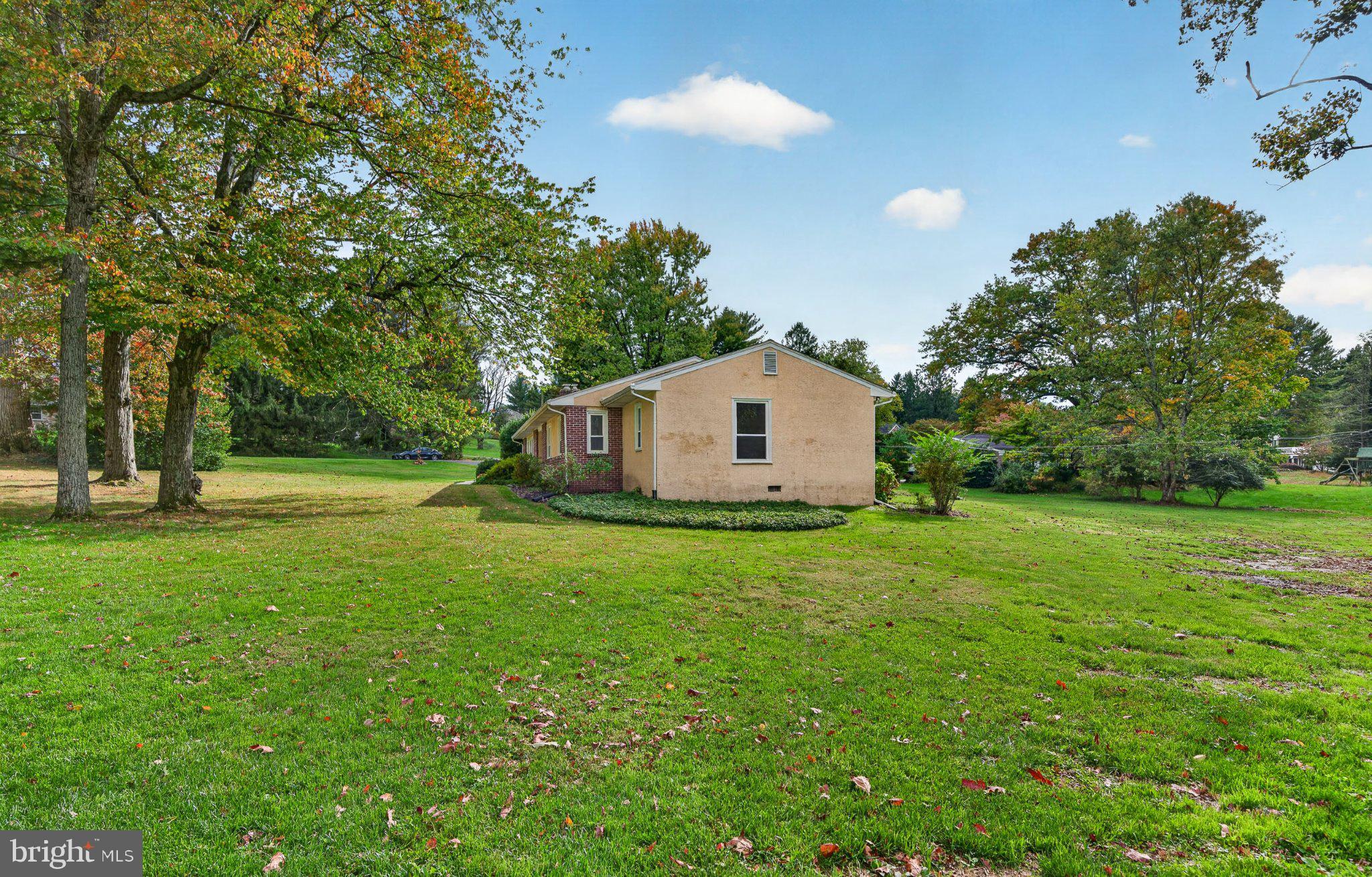 303 TAYLOR LANE