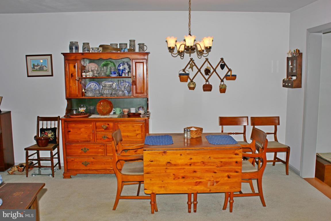 PINEWOOD ESTATES - Residential