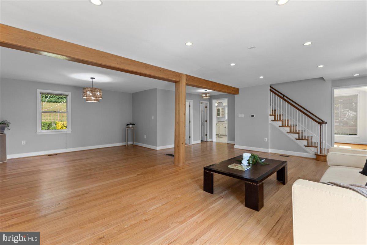 GLEN ECHO HEIGHTS - Residential Lease