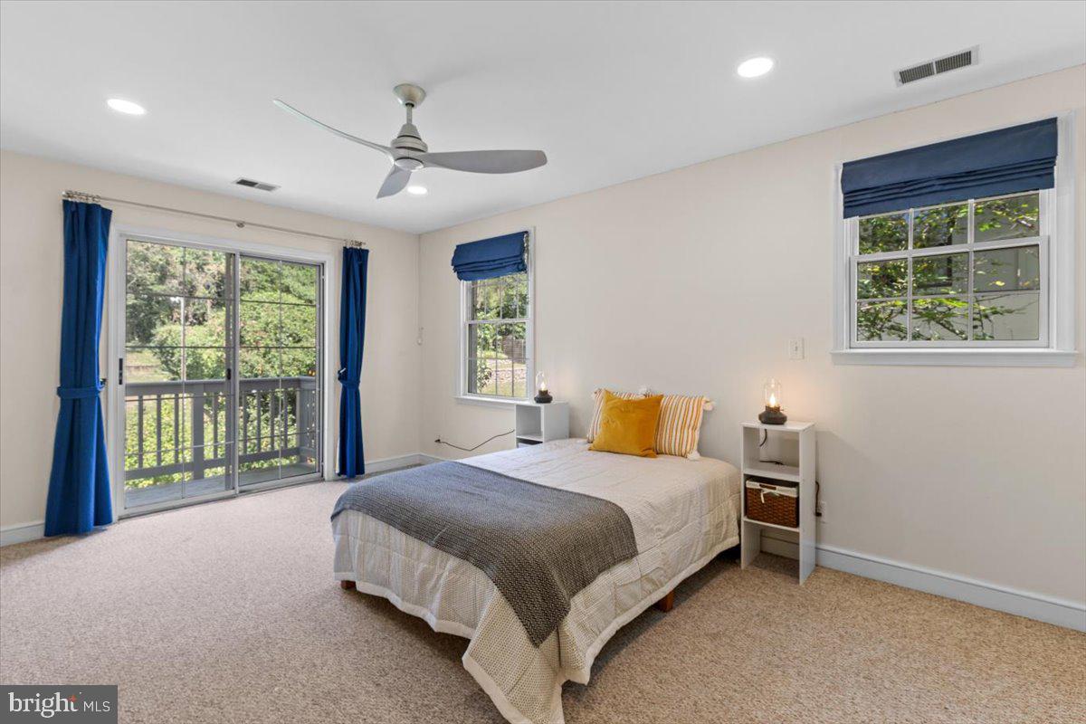 GLEN ECHO HEIGHTS - Residential Lease