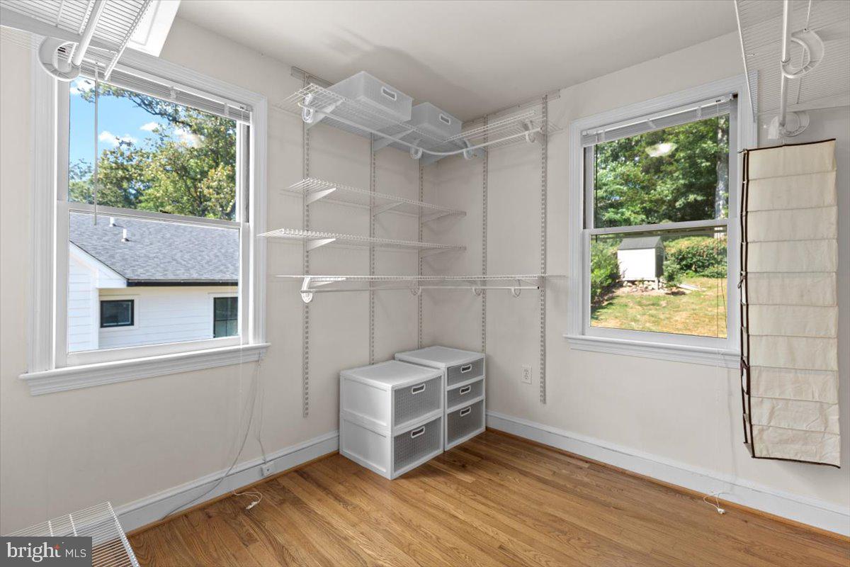 GLEN ECHO HEIGHTS - Residential Lease