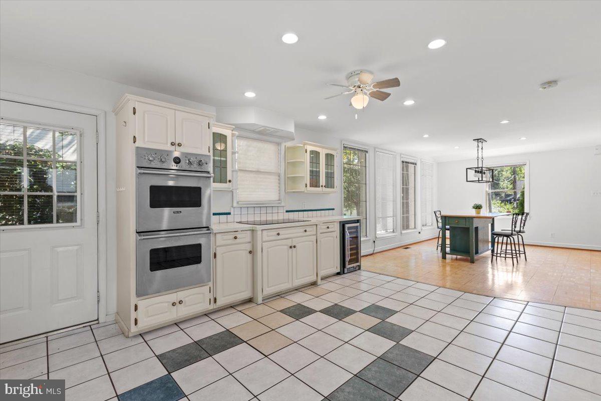 GLEN ECHO HEIGHTS - Residential Lease