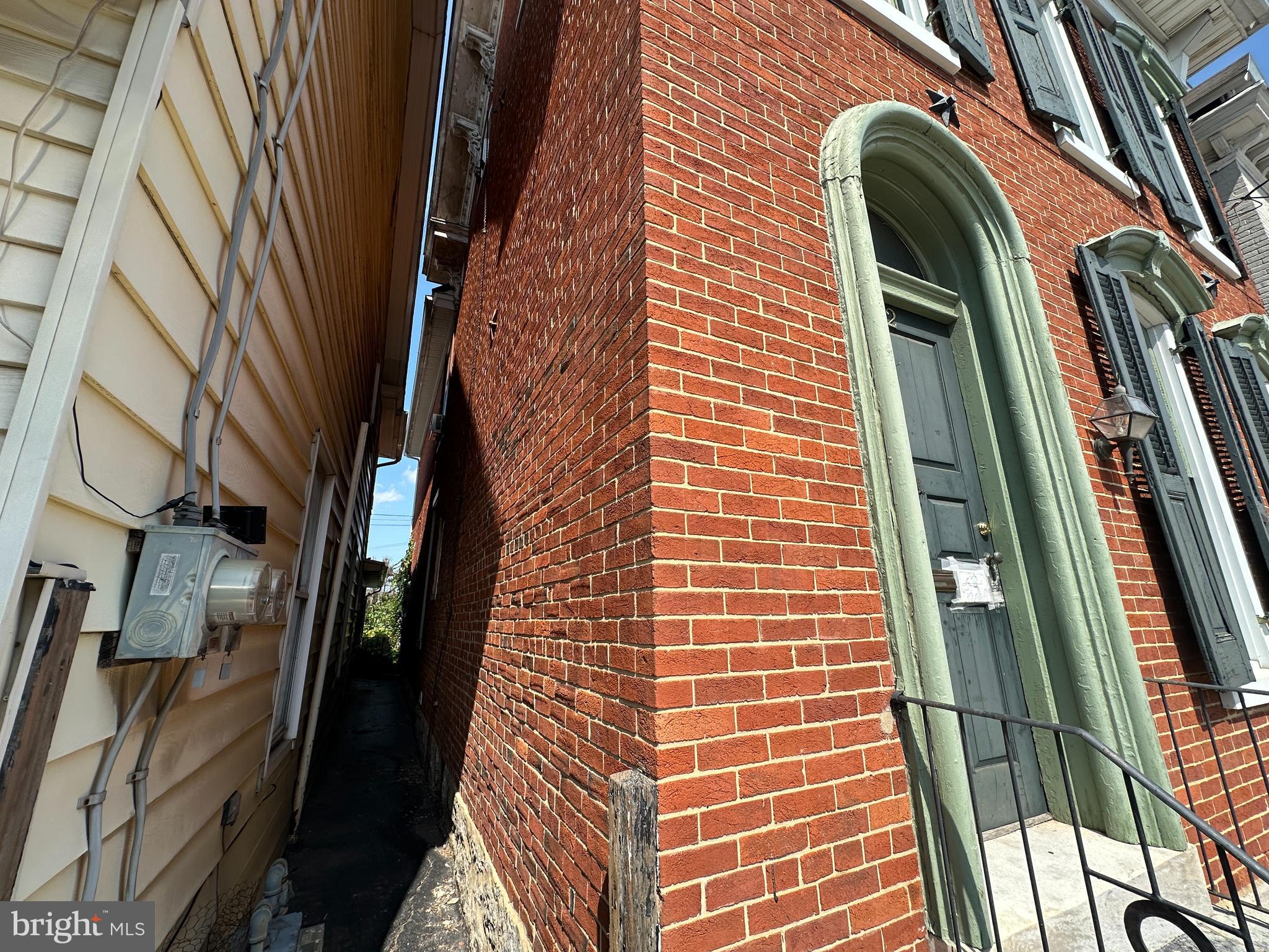 32 E BALTIMORE STREET
