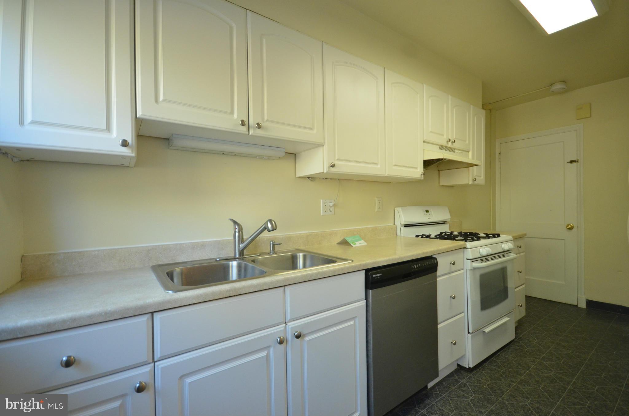 RODGERS FORGE - Residential Lease