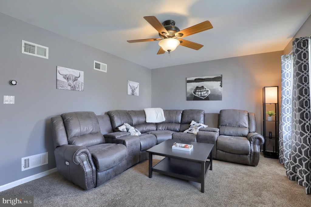 Photo of 183 HEATHERWOOD DR, EPHRATA, PA 17522 (MLS # PALA2041026)