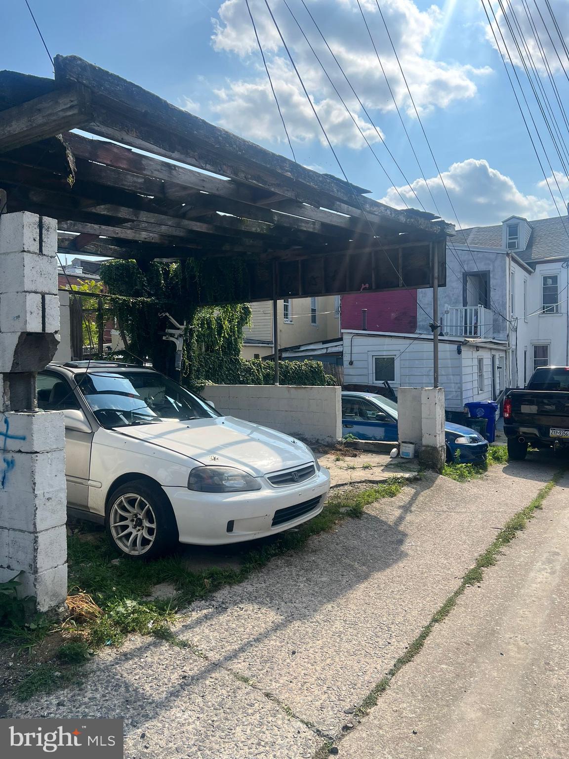 645 N 10TH