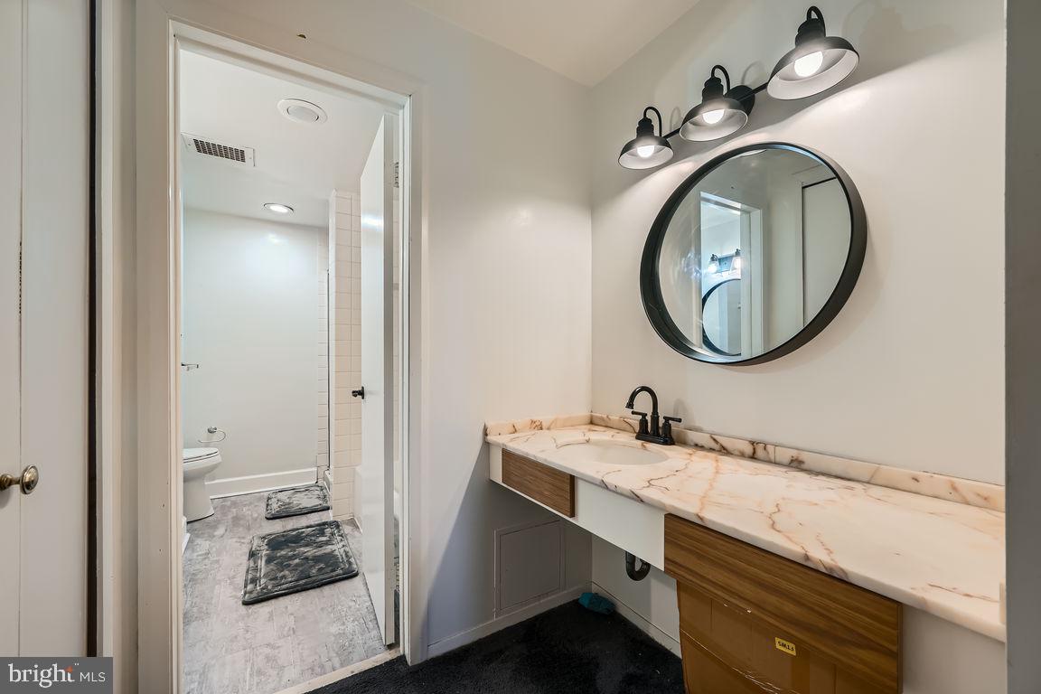 ARLINGTON - Residential