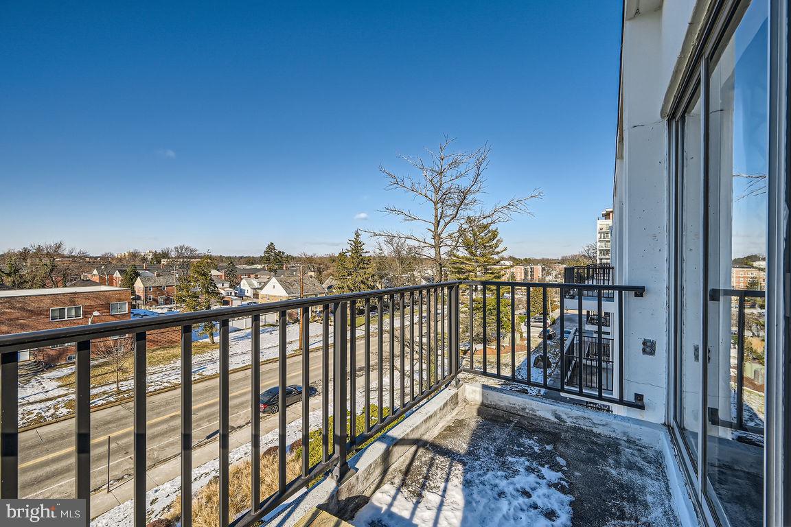 ARLINGTON - Residential