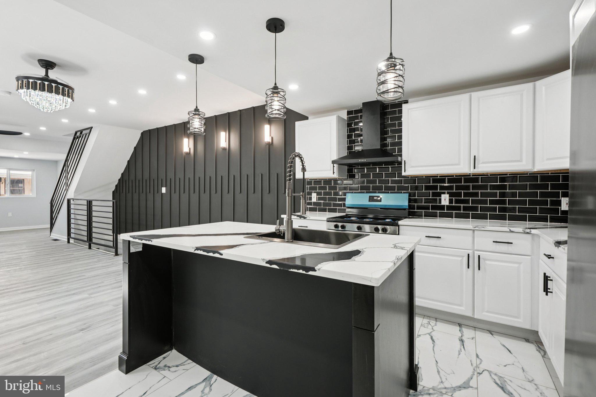 FRANKFORD - Residential