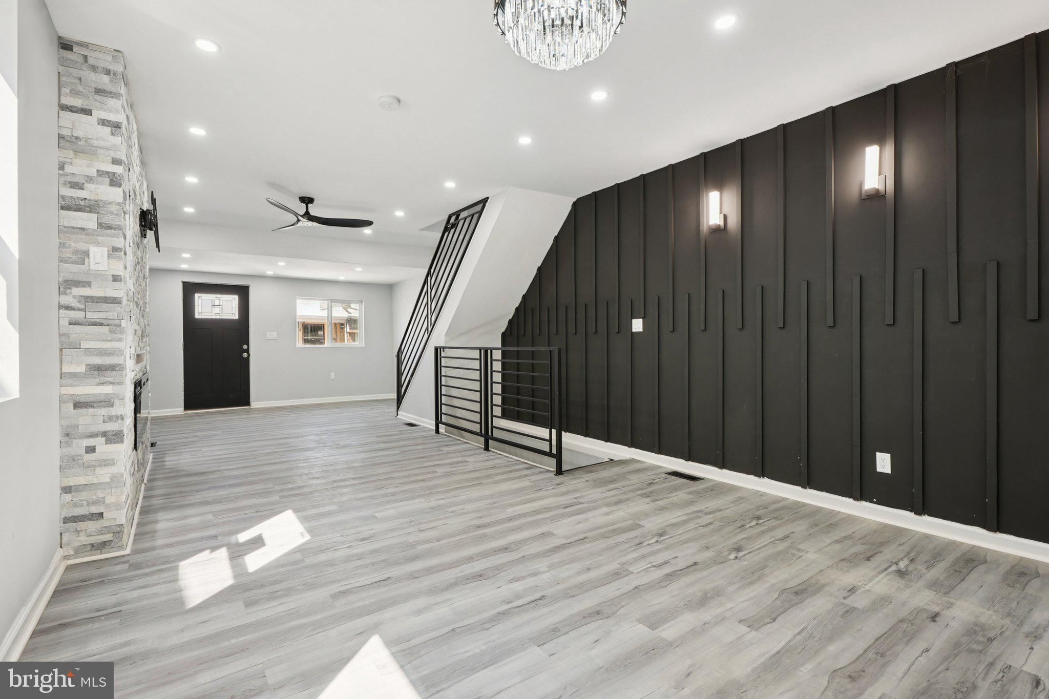 FRANKFORD - Residential