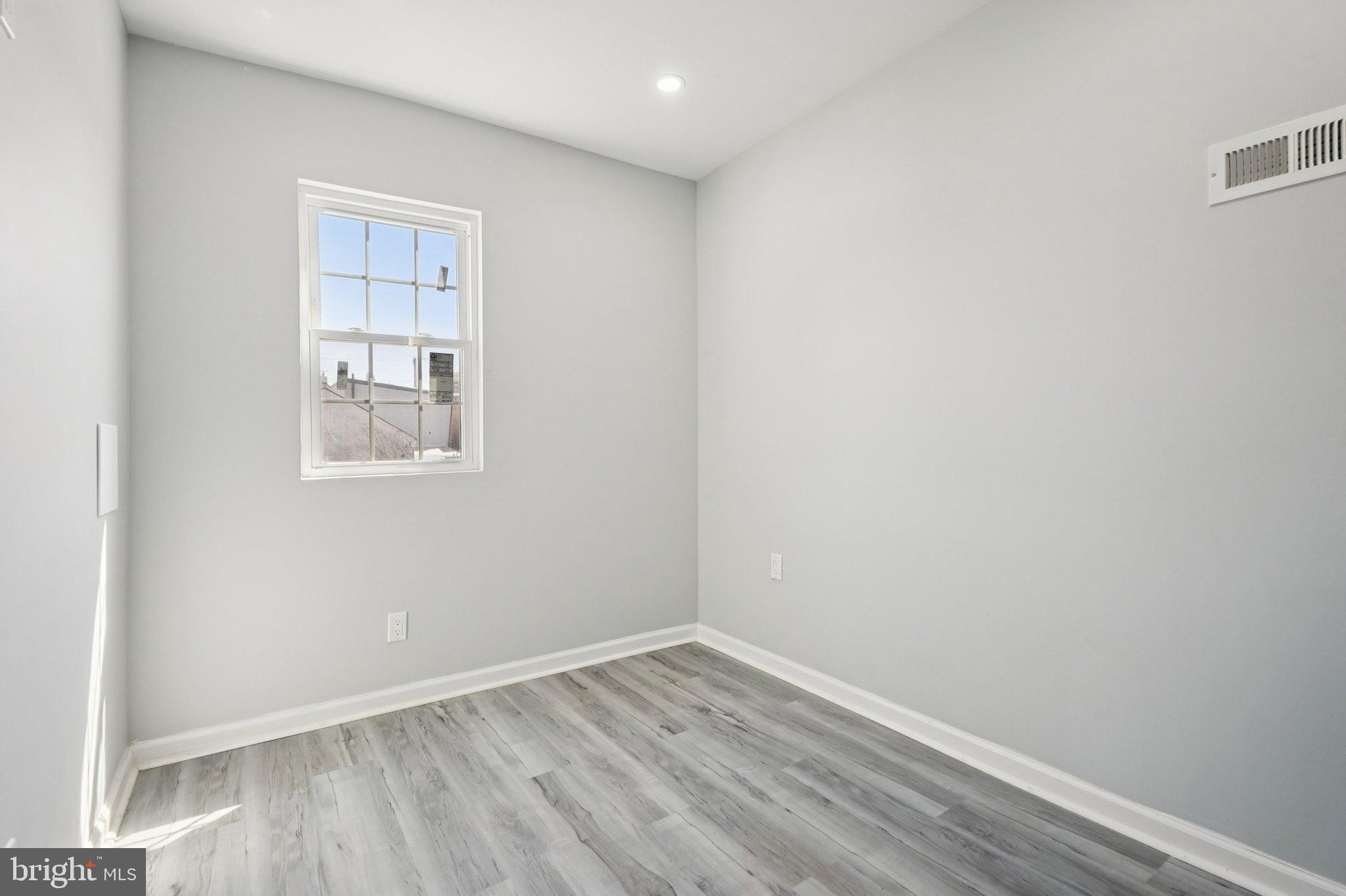 FRANKFORD - Residential