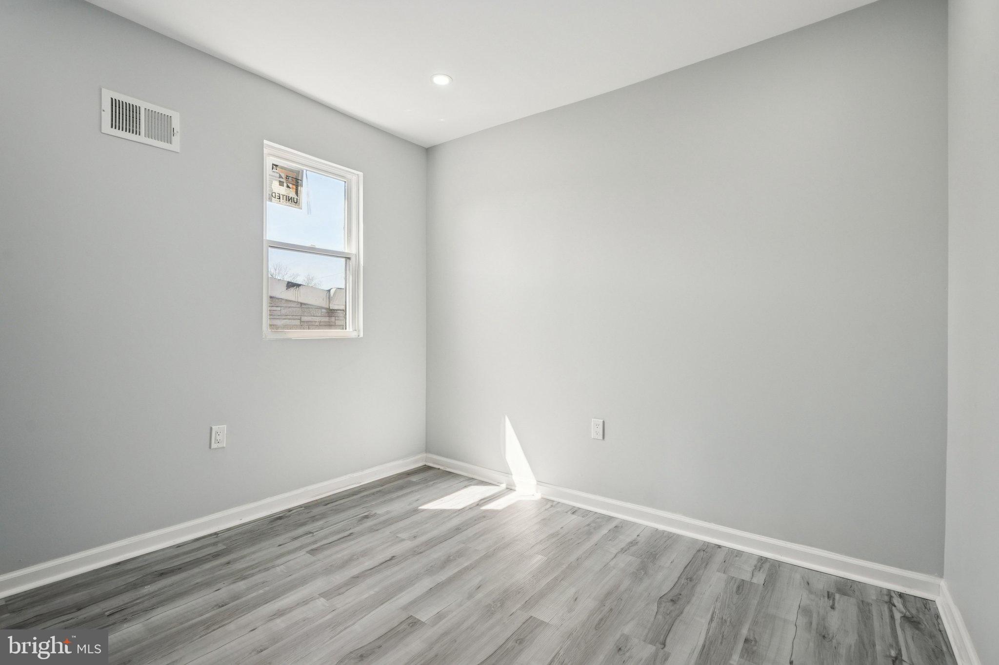 FRANKFORD - Residential