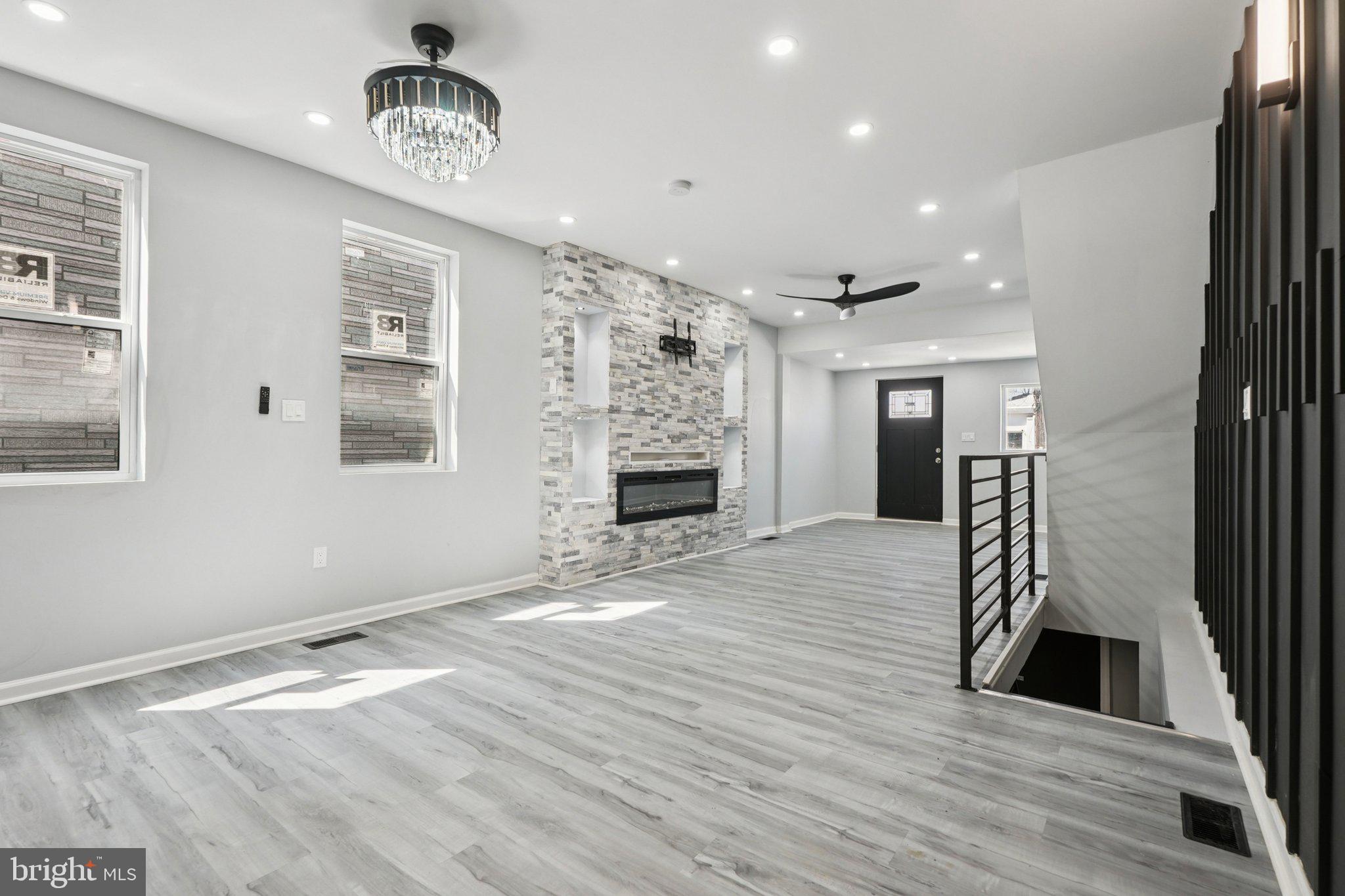 FRANKFORD - Residential