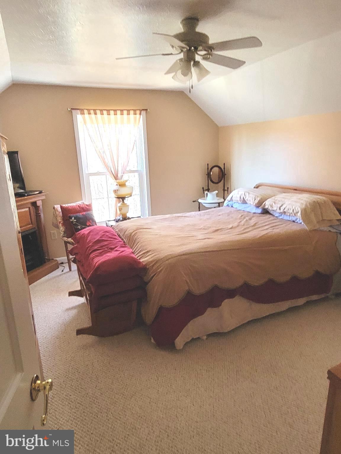 SPRUCE RIDGE - Residential